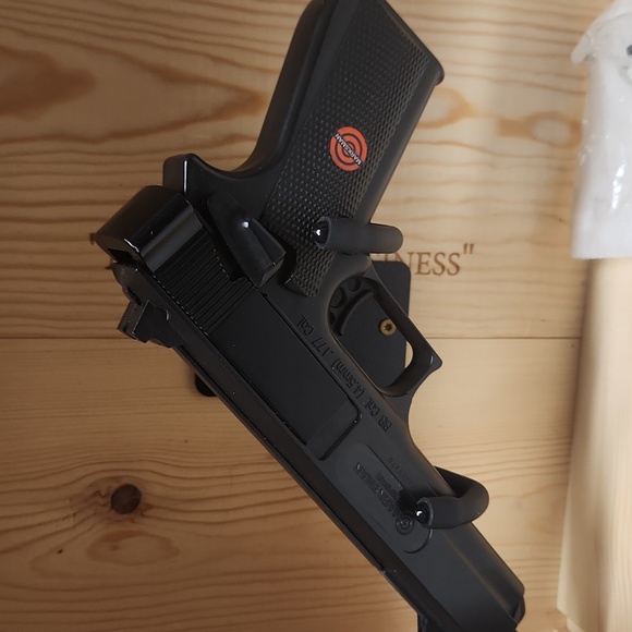 Arrow and Branch Wine Box w/hold up holder - Picture 9 of 16